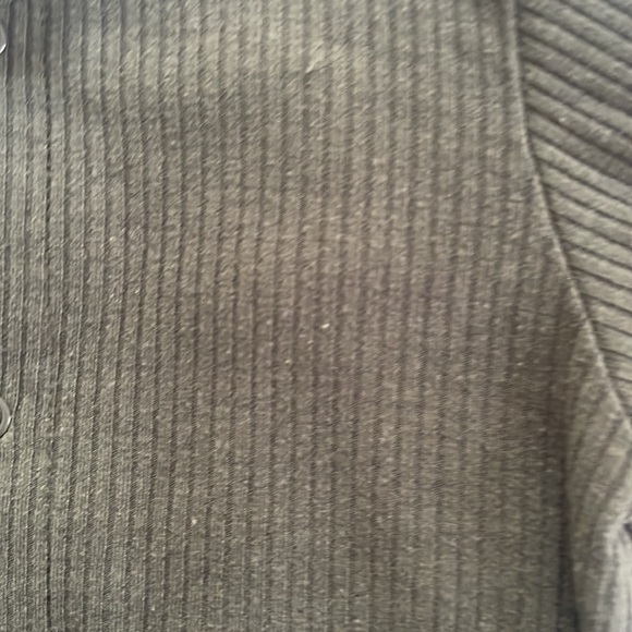 Mebie forest green onesie, 6-12 months - Picture 3 of 3